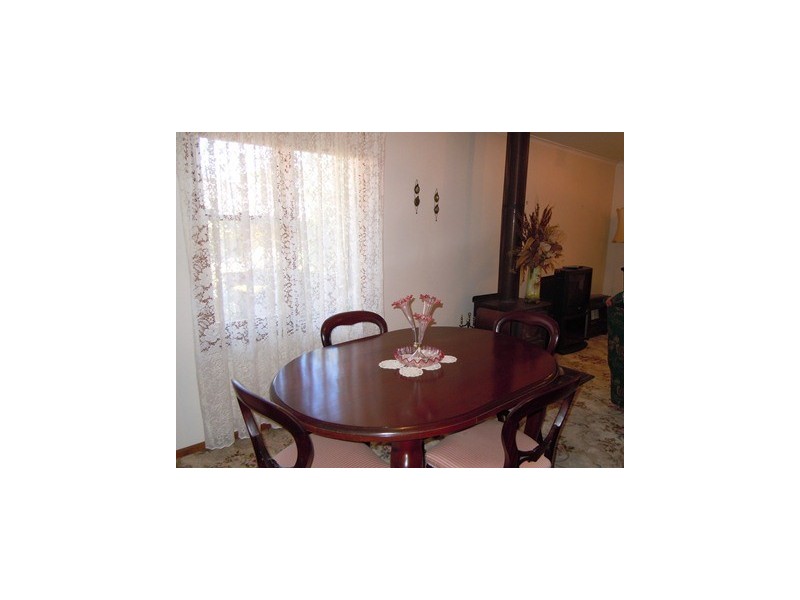 40 Crescent Street, Narrandera NSW 2700