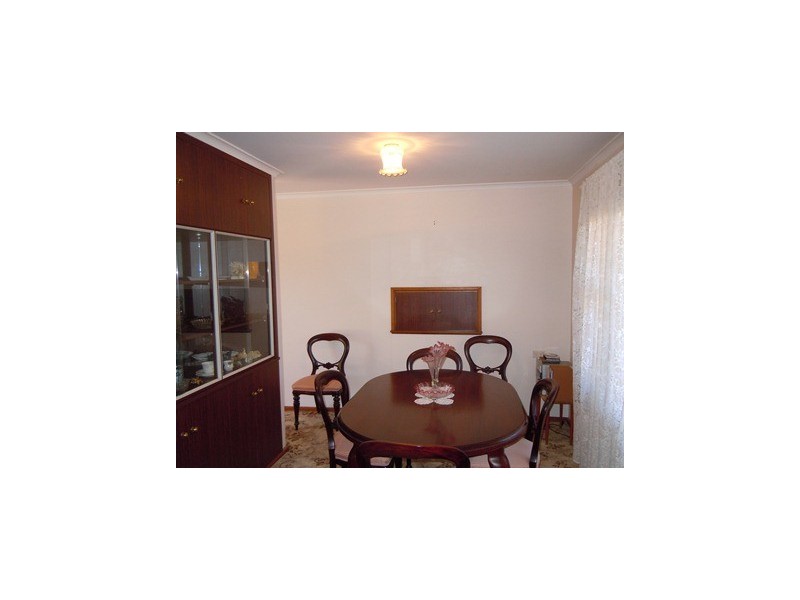 40 Crescent Street, Narrandera NSW 2700