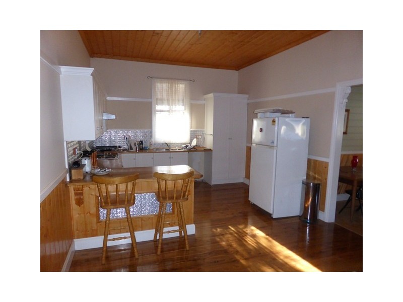 8 HENRY STREET, Hillston NSW 2675