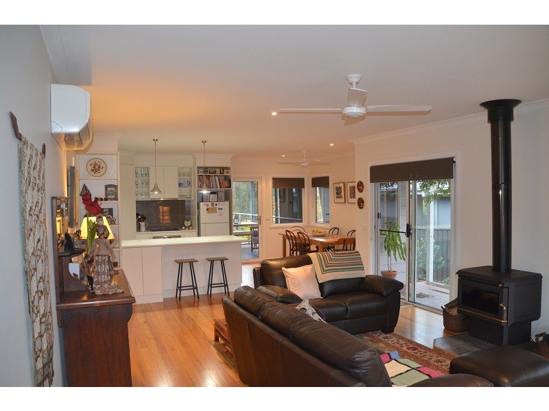 15 Georgian Court, Bright VIC 3741