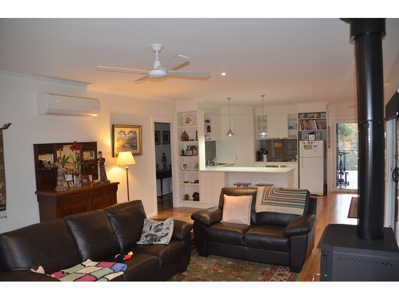 15 Georgian Court, Bright VIC 3741