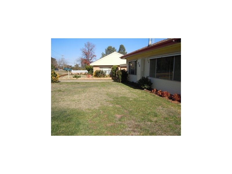 26 Frederica Street, Narrandera NSW 2700