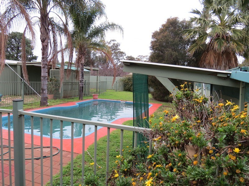 80 Barooga Street, Berrigan NSW 2712