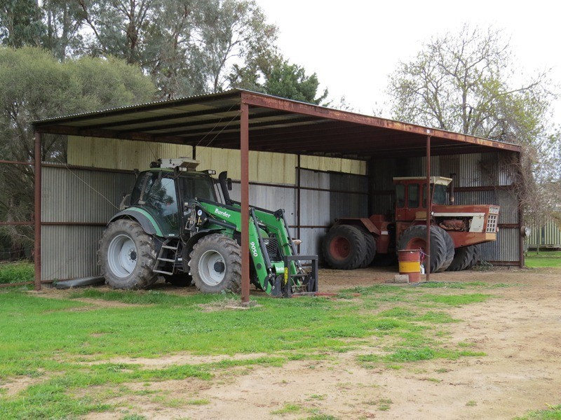 “Lynore” Wakool Road, Barham NSW 2732