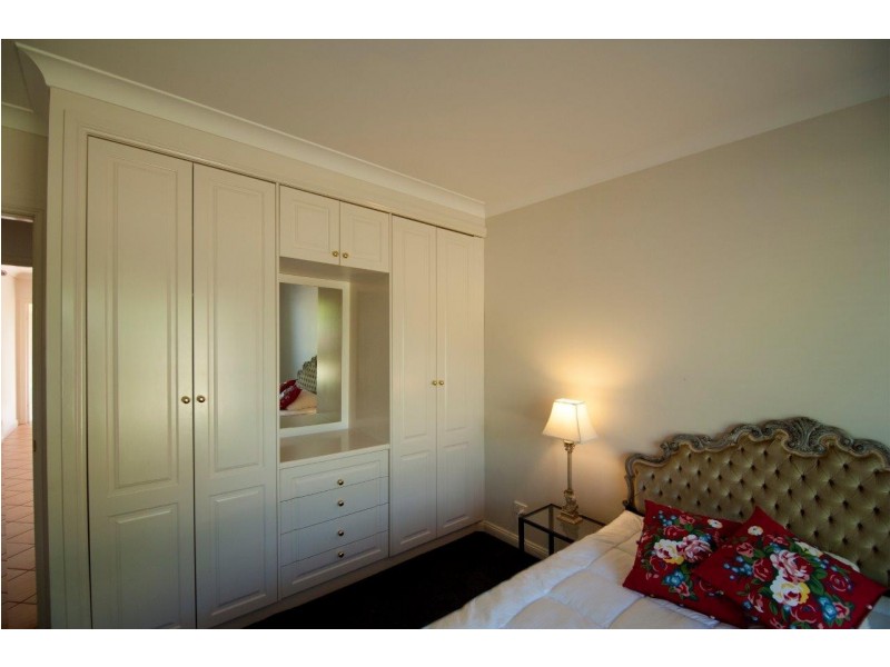 90 GRACE STREET, Lake Cargelligo NSW 2672