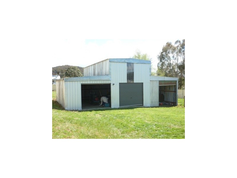 17 Mewburn, Rugby NSW 2583