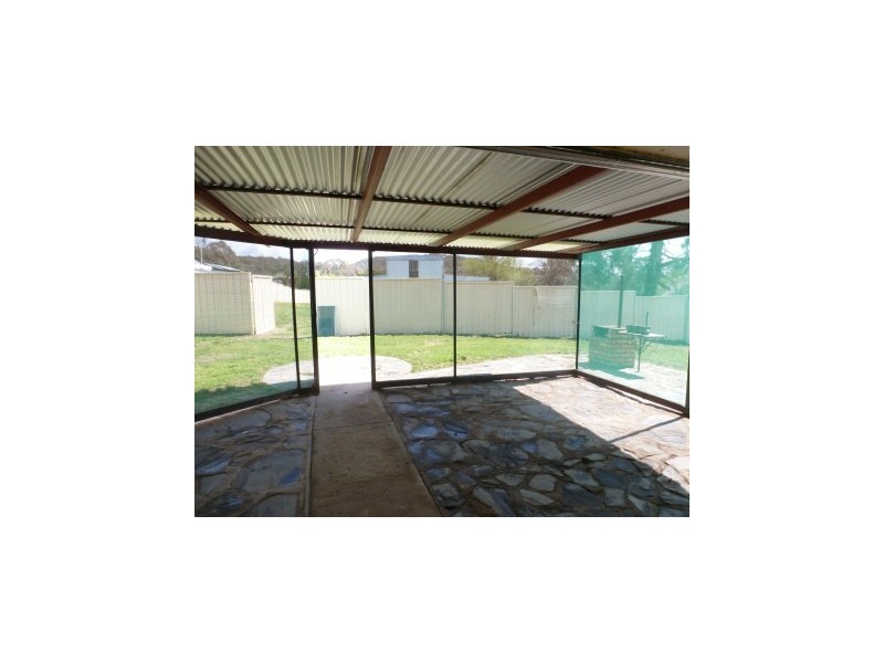 17 Mewburn, Rugby NSW 2583