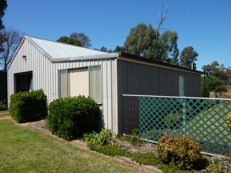 12 Tywong St Ladysmith, Wagga Wagga NSW 2650