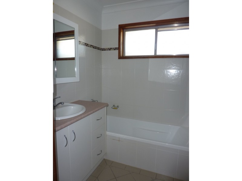 12 Tywong St Ladysmith, Wagga Wagga NSW 2650