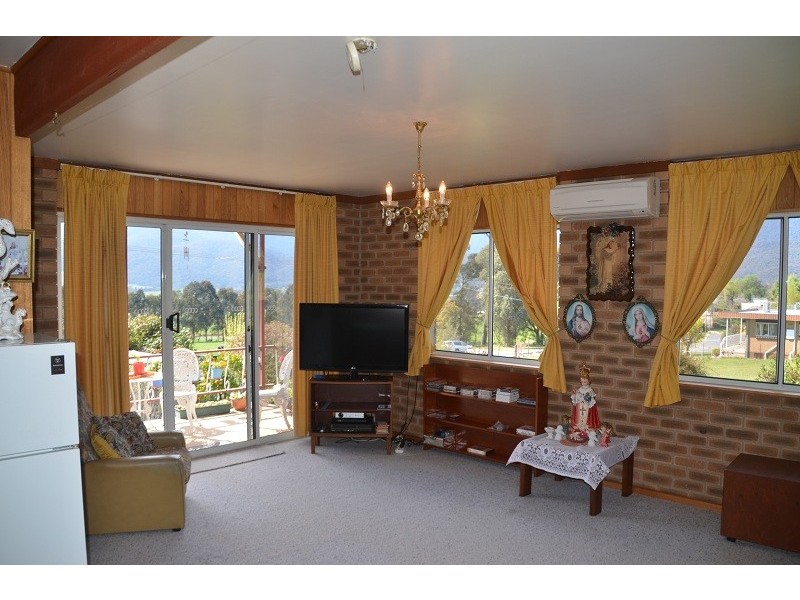 81-83 Kiewa Valley Highway, Tawonga South VIC 3698