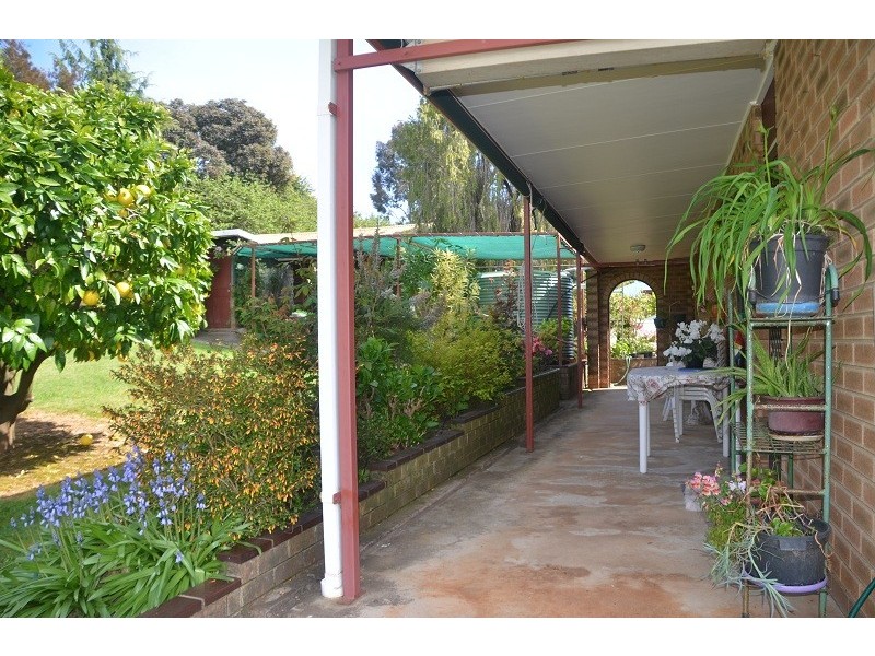 81-83 Kiewa Valley Highway, Tawonga South VIC 3698