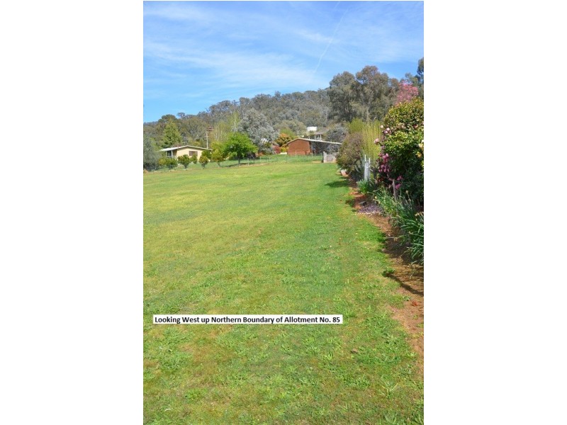 85 Kiewa Valley Highway, Tawonga South VIC 3698