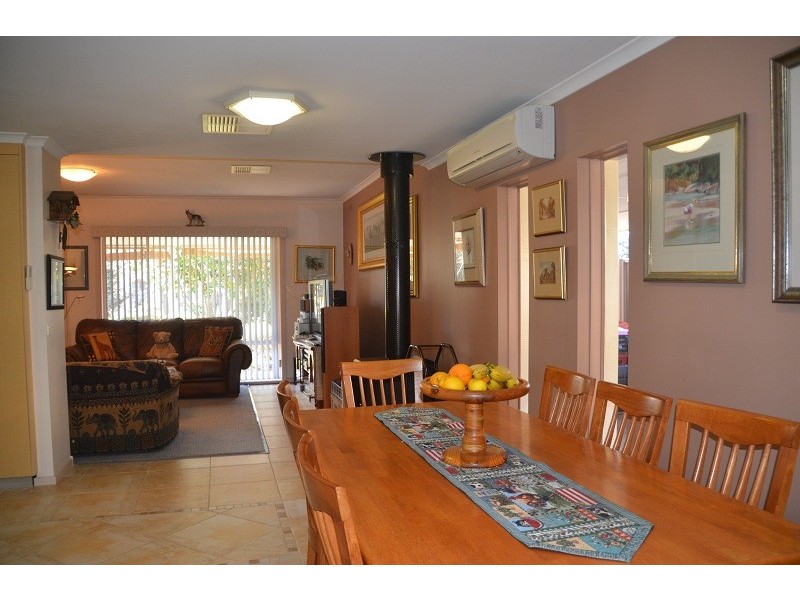 1A Station Street, Bright VIC 3741