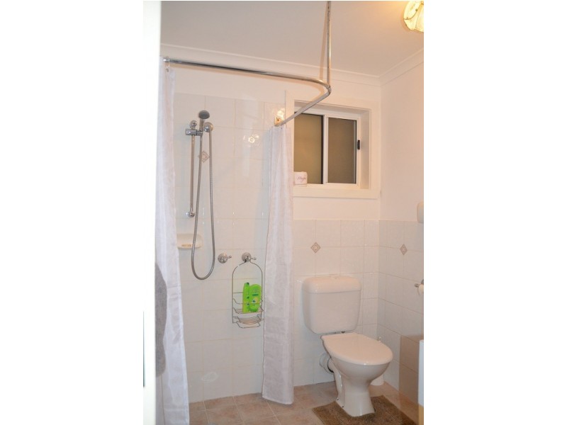 1A Station Street, Bright VIC 3741