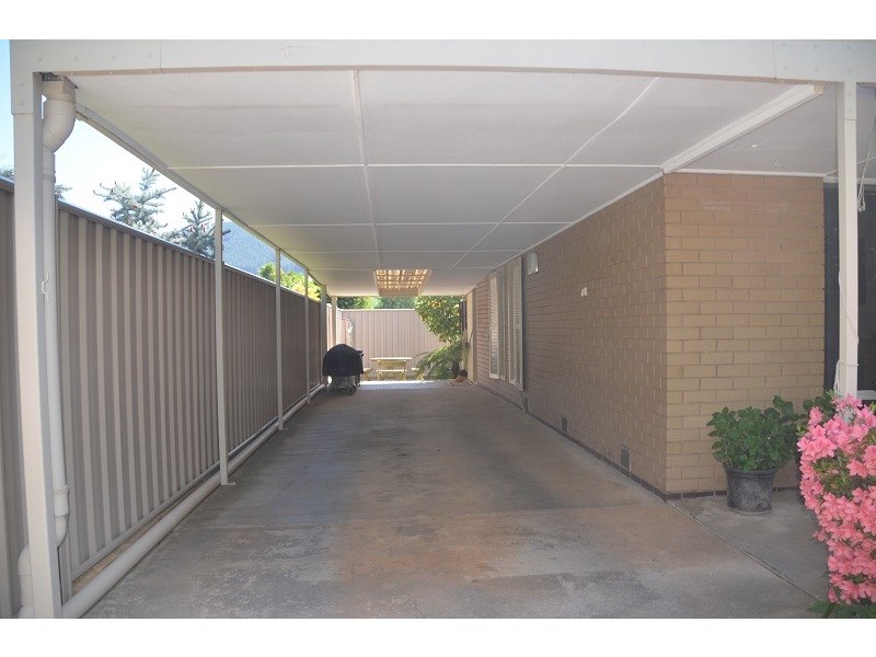 1A Station Street, Bright VIC 3741