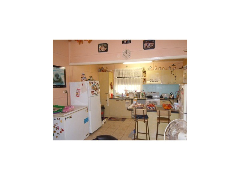15 Charles Street, Narrandera NSW 2700