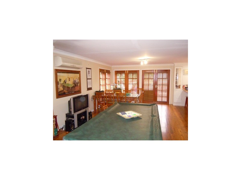 12 Broad Street, Narrandera NSW 2700