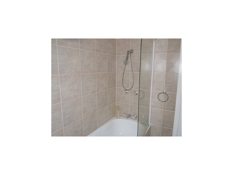 12 Broad Street, Narrandera NSW 2700