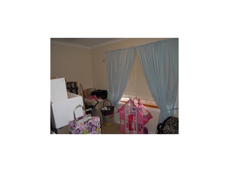 12 Broad Street, Narrandera NSW 2700