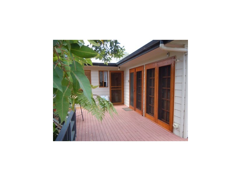 12 Broad Street, Narrandera NSW 2700