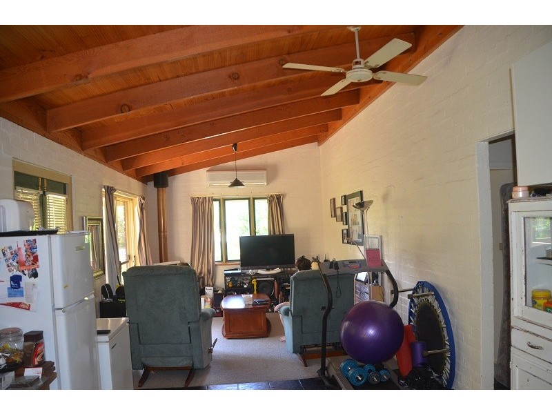 1 Omeo Court, Tawonga South VIC 3698