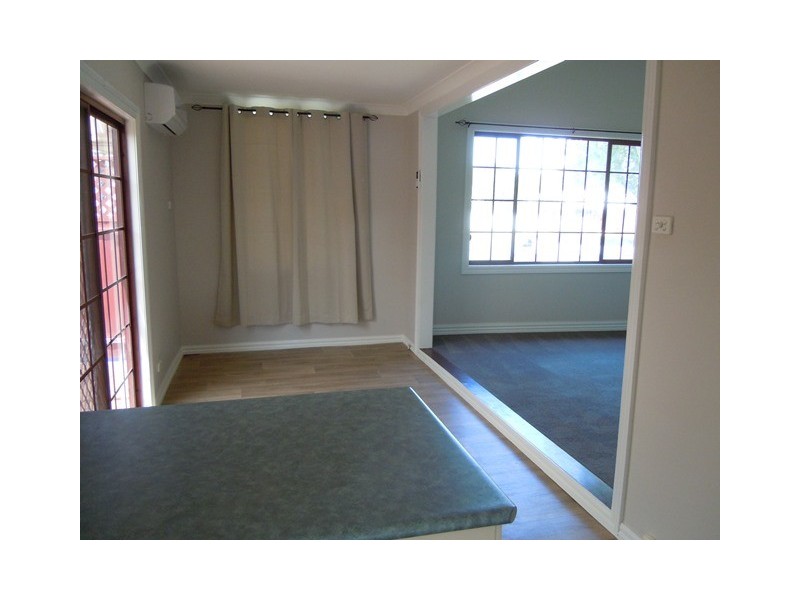 6 Arthur Street, Narrandera NSW 2700