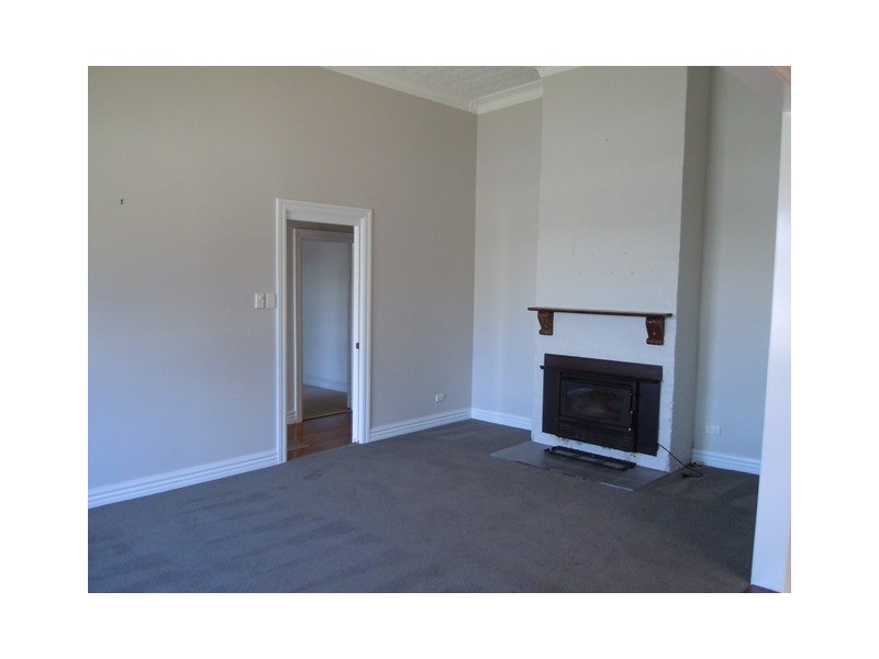 6 Arthur Street, Narrandera NSW 2700