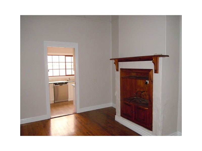 6 Arthur Street, Narrandera NSW 2700