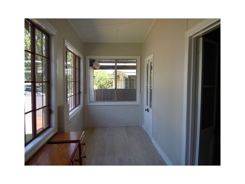 6 Arthur Street, Narrandera NSW 2700