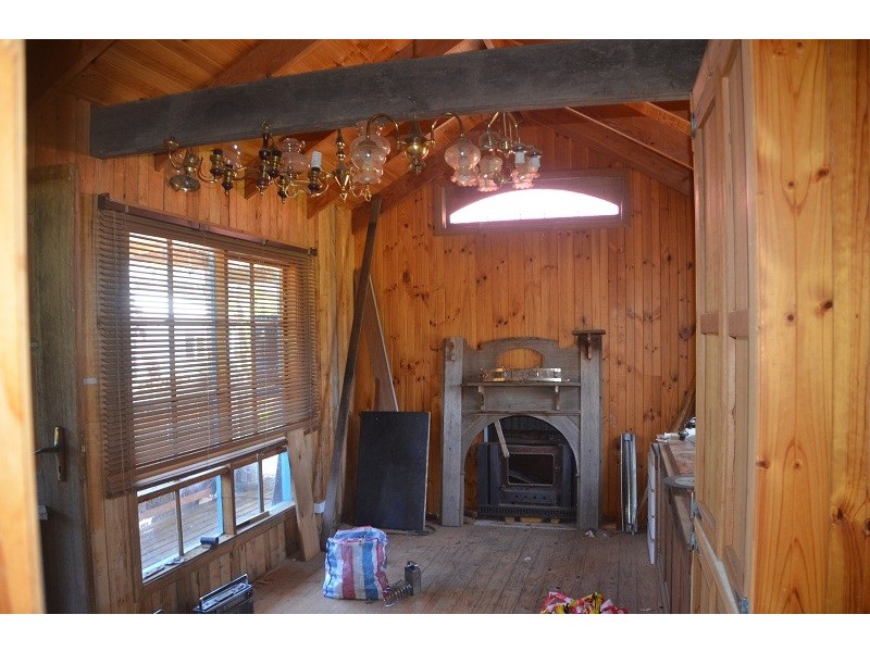 254 Kiewa Valley Highway, Tawonga South VIC 3698