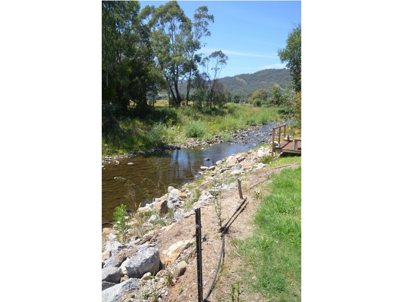 254 Kiewa Valley Highway, Tawonga South VIC 3698