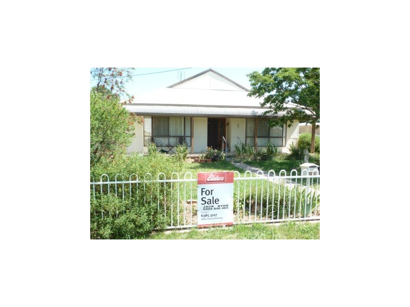 62 South Street, Boorowa NSW 2586