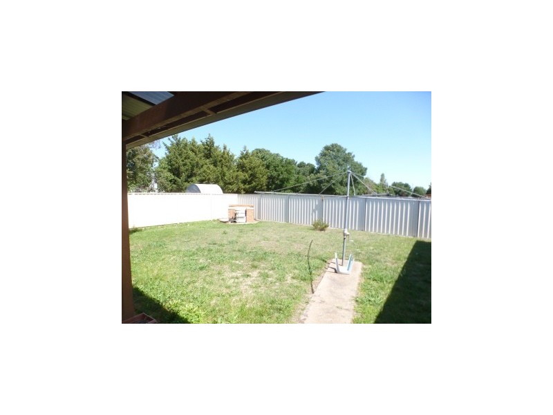 62 South Street, Boorowa NSW 2586