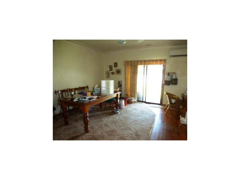 62 South Street, Boorowa NSW 2586