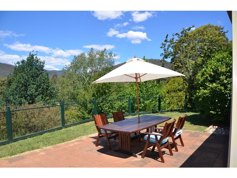 118 Centenary Avenue, Wandiligong VIC 3744