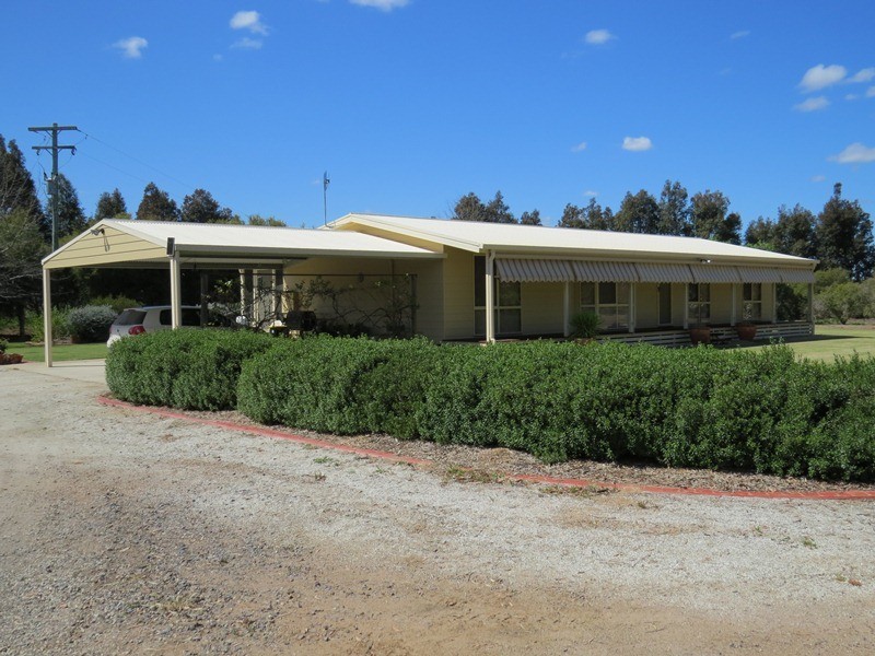 21380 Riverina Highway, Deniliquin NSW 2710