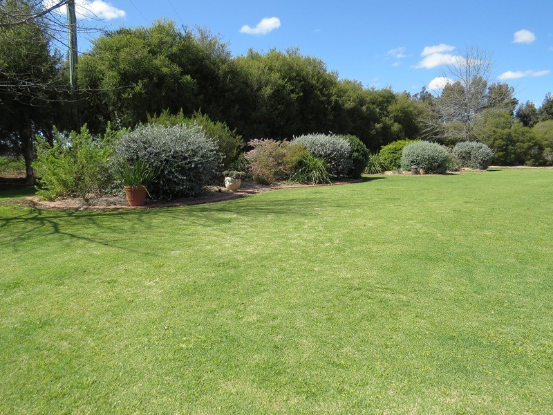 21380 Riverina Highway, Deniliquin NSW 2710