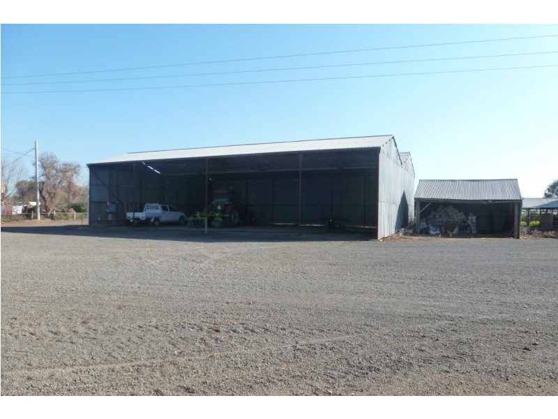 - BOREE DOWNS, Tabbita NSW 2652