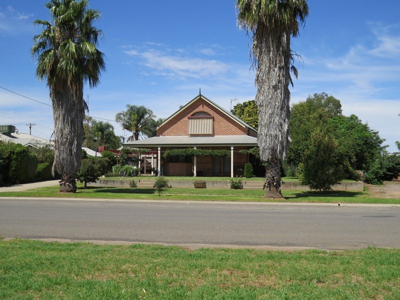 22 Wollamai Street, Finley NSW 2713