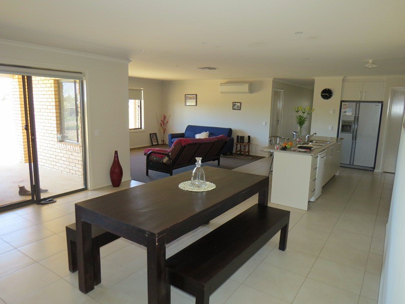 22 Todds Road, Deniliquin NSW 2710