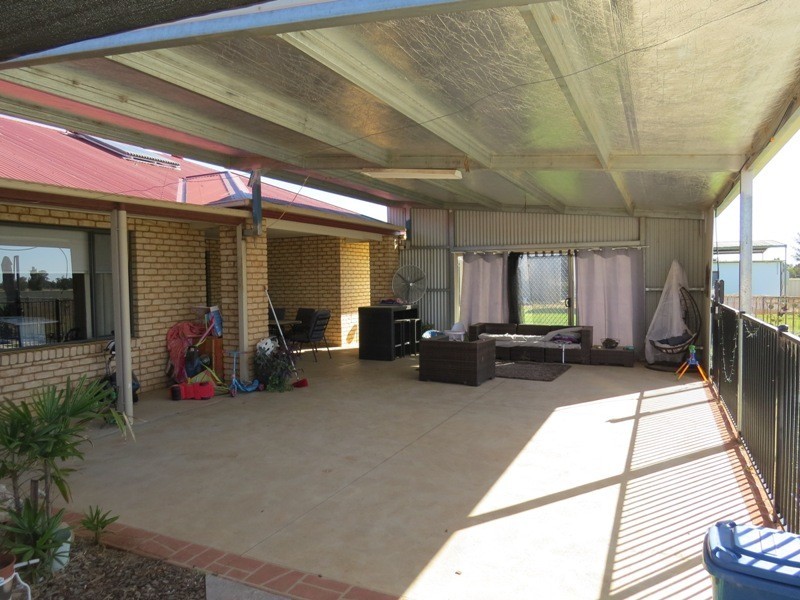 22 Todds Road, Deniliquin NSW 2710