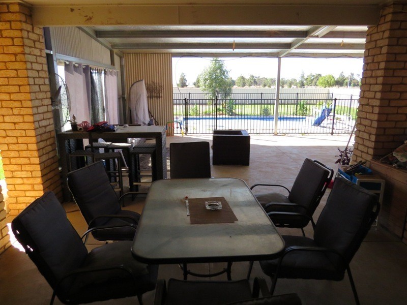 22 Todds Road, Deniliquin NSW 2710