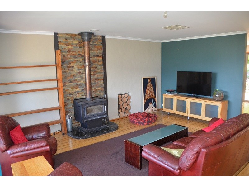 29 Kiewa Valley Highway, Tawonga South VIC 3698