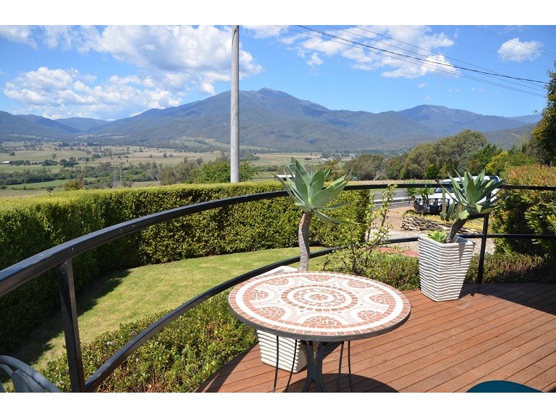 29 Kiewa Valley Highway, Tawonga South VIC 3698