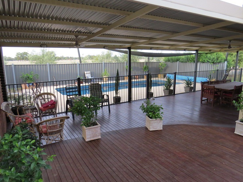38 Flanagans Lane, Deniliquin NSW 2710