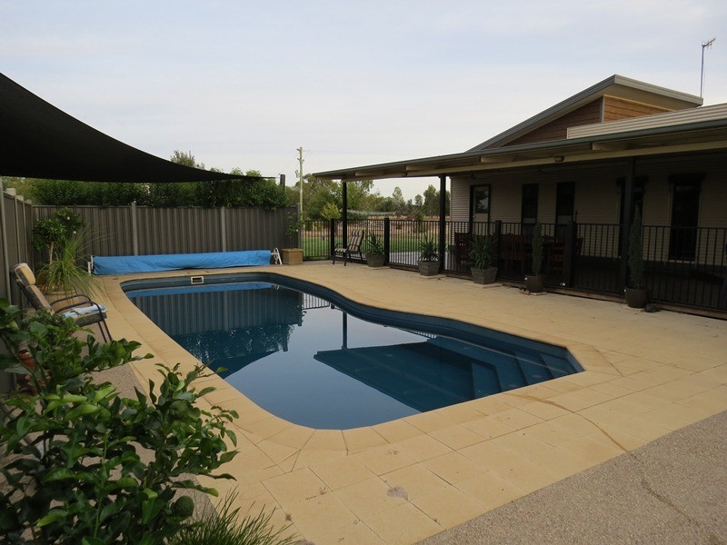38 Flanagans Lane, Deniliquin NSW 2710