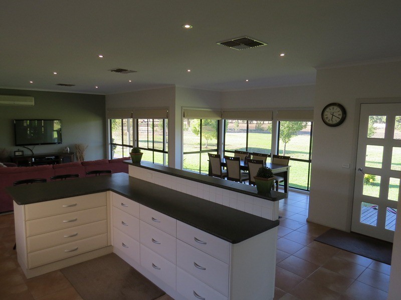 38 Flanagans Lane, Deniliquin NSW 2710