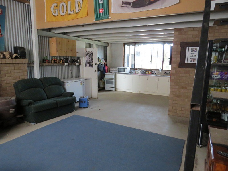 38 Flanagans Lane, Deniliquin NSW 2710