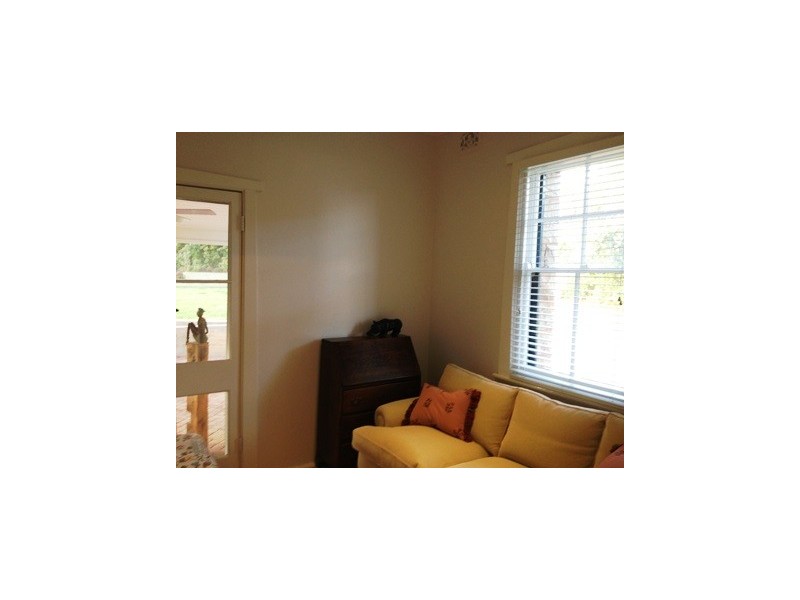 22 Roberts Street, Narrandera NSW 2700