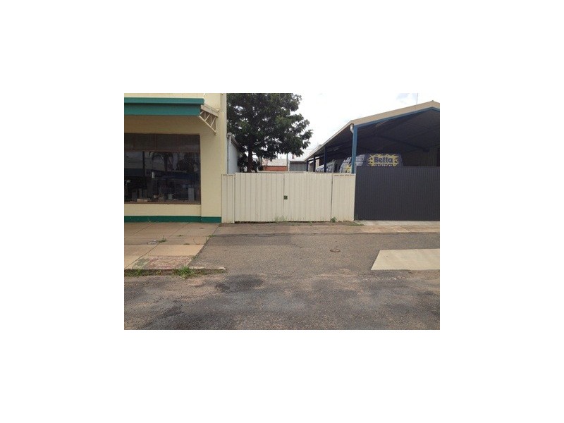 13 Douglas Street, Narrandera NSW 2700